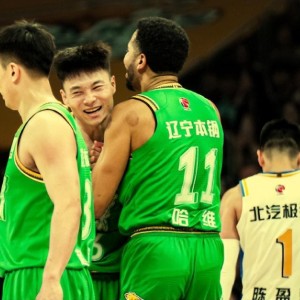 lol竞猜子公司-队长2+11！小手三分球弹无虚发,哈维16+1,布罗金顿2分,辽篮两连胜